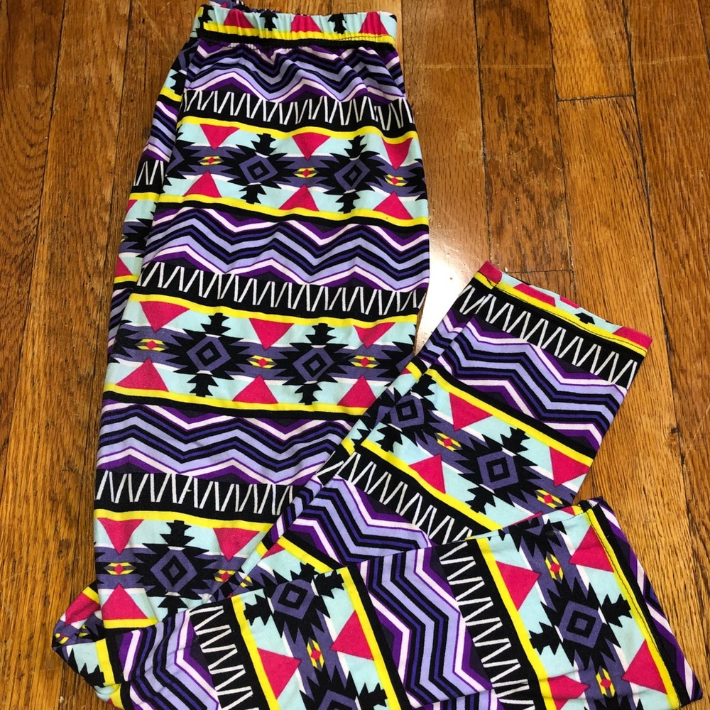Colorful patterned leggings